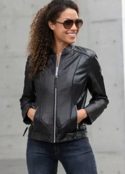 Lederkurzjacke von „Cabrini“
