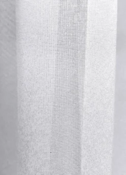 Leicht transparenter Store mit Automatikfaltenband