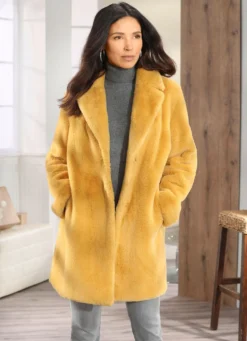 Longjacke aus kuschelweichem Kunstpelz