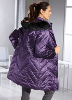 Longjacke mit abnehmbarer Kapuze