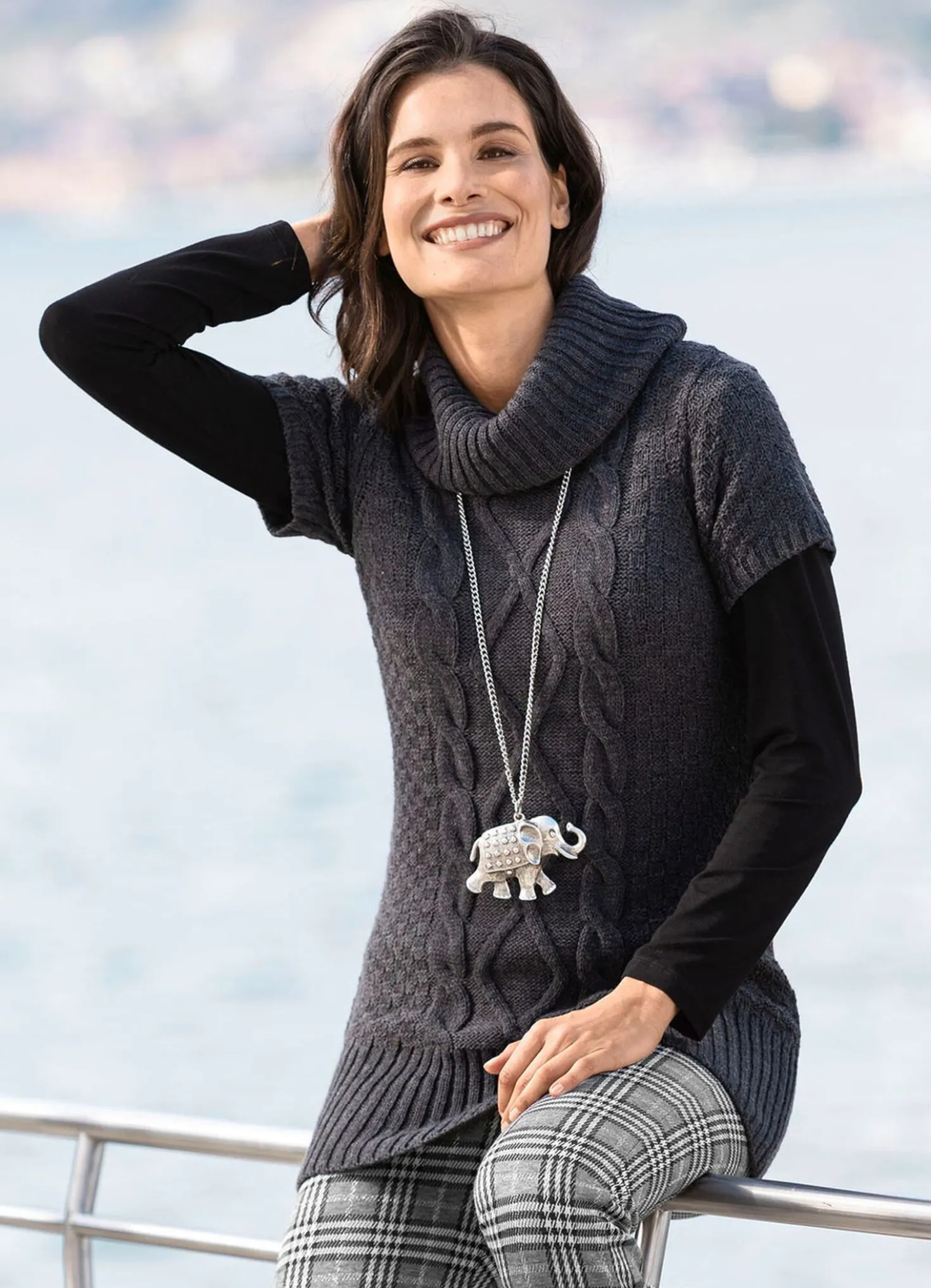 Longpulli mit Strukturmix
