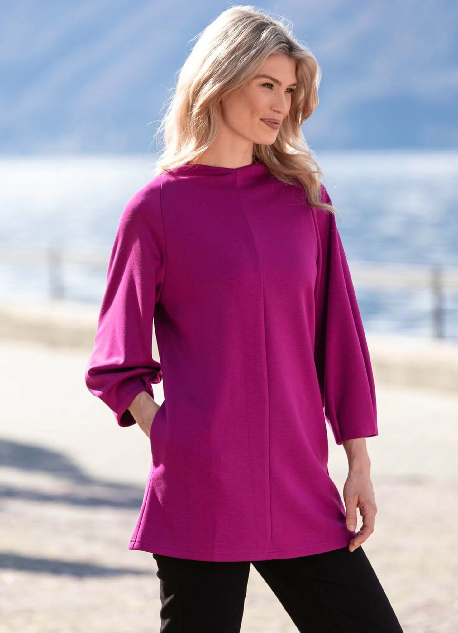 Longshirt mit seitlichen Eingrifftaschen