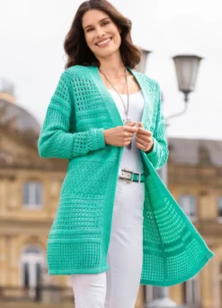 Long-Strickjacke in Struktur- und Ajourmustermix