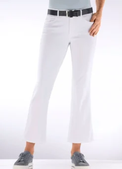Magic-Jeans mit leicht ausgestelltem Bein
