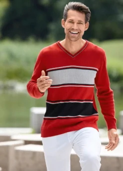 Moderner V-Pullover