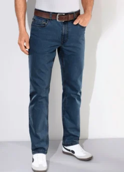 Modische Jeans