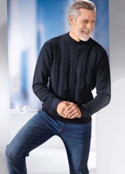 Modischer Pullover mit Stehkragen