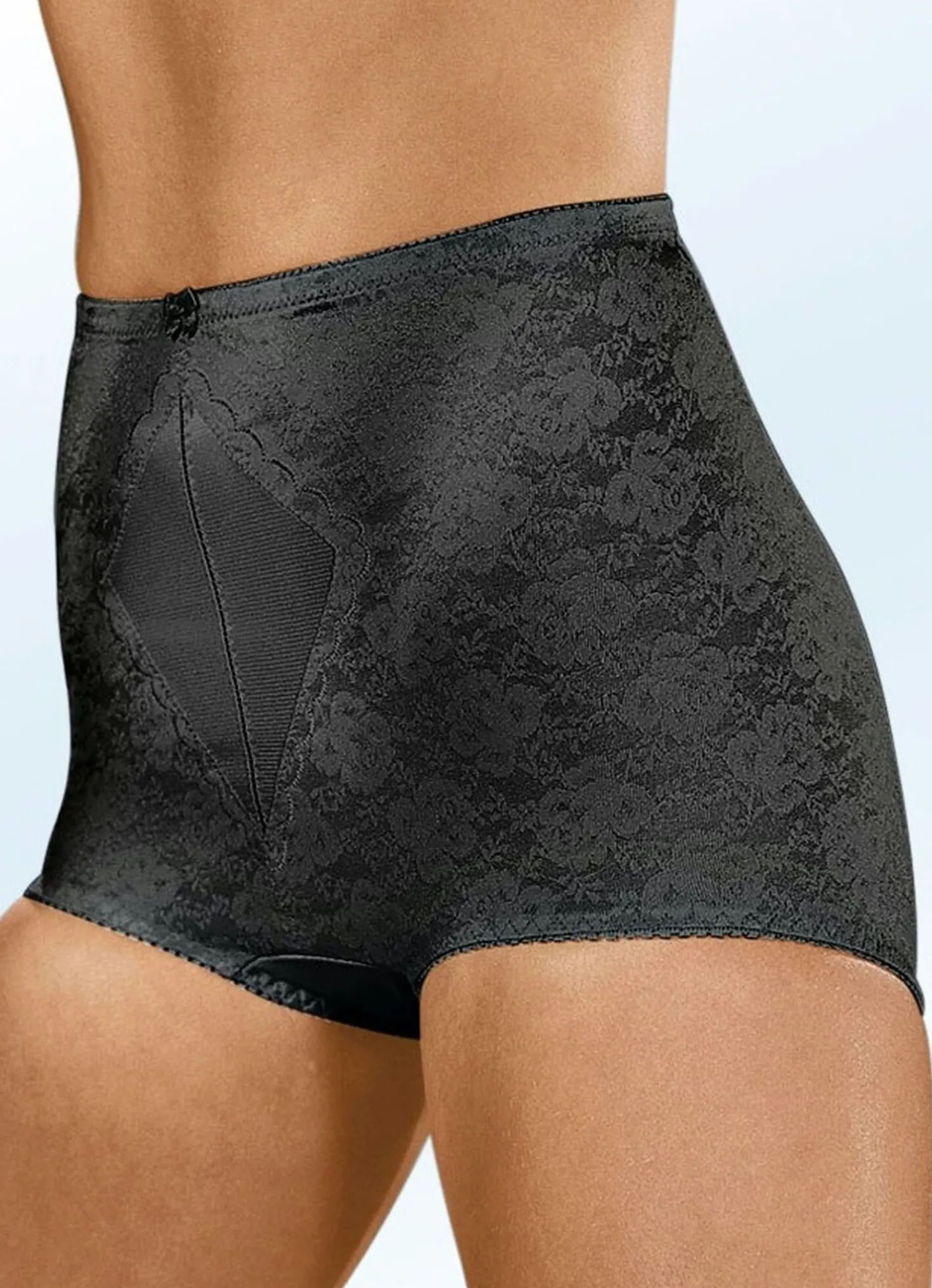 Naturana Miederhose mit Jacquarddessin