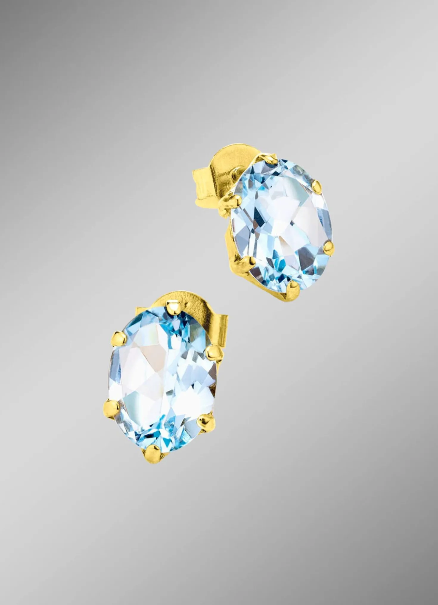 Ohrstecker mit Blautopas