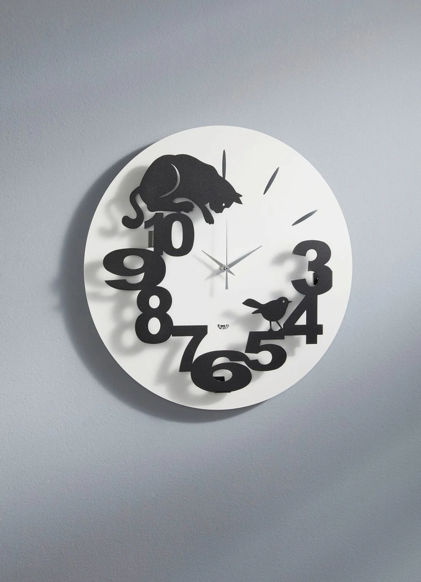 Originelle Wanduhr aus Eisen