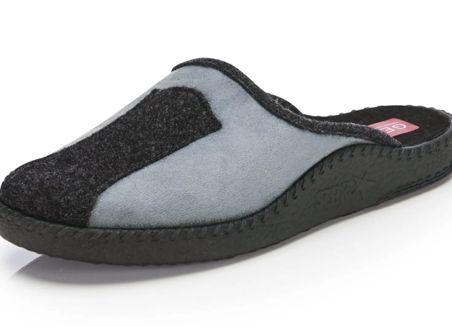 Pantoffel aus weichem Veloursmaterial