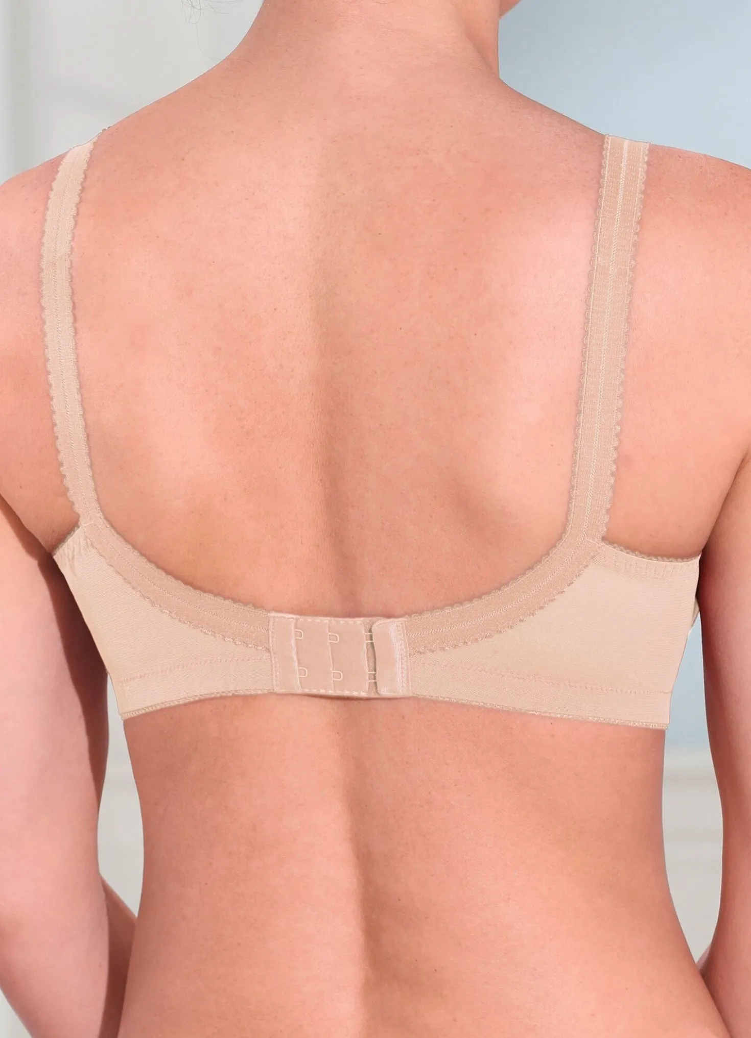 Playtex BH in Zauberkreuz Schnittform
