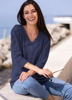 Pullover in Feinbouclé