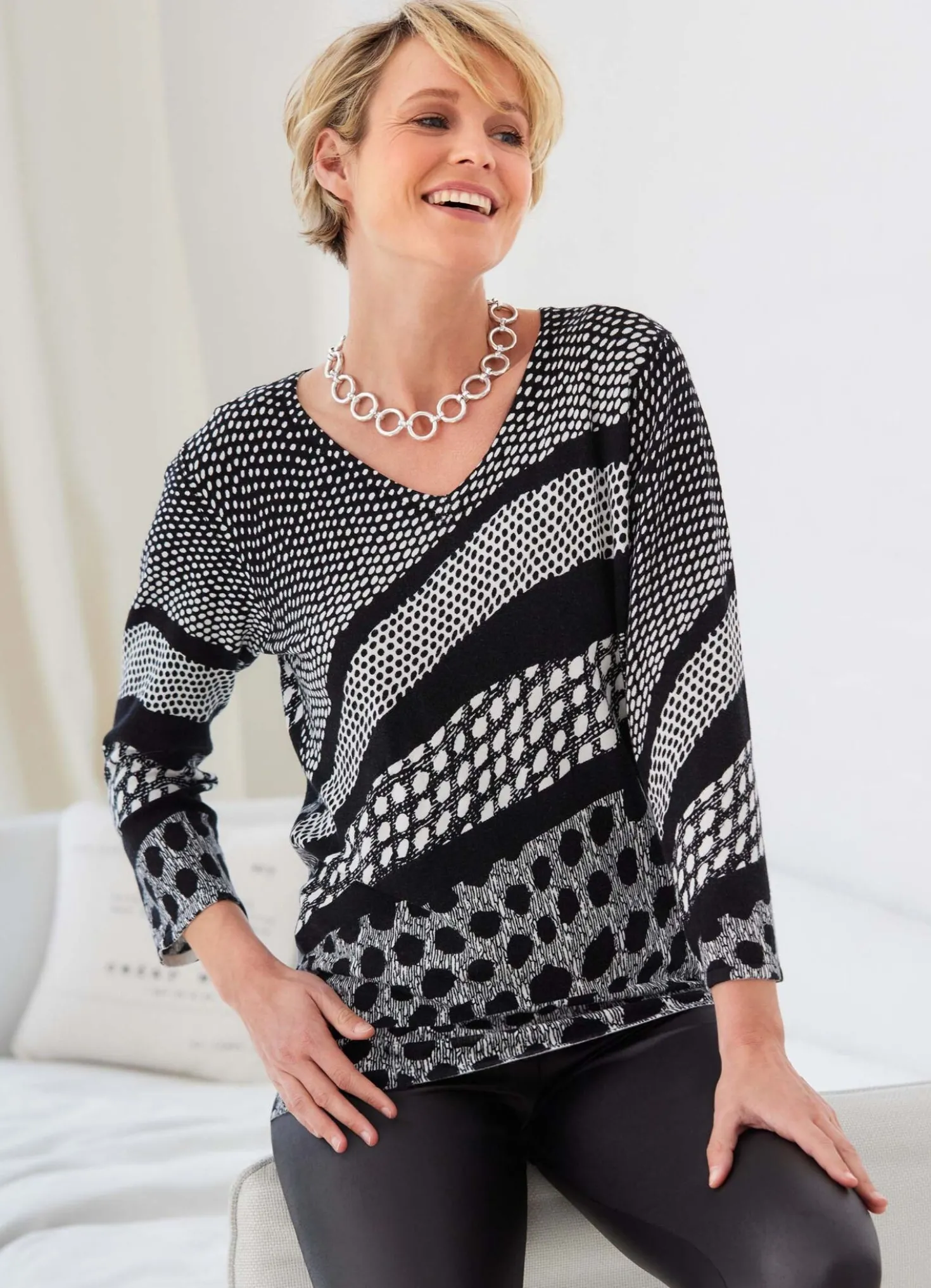 Pullover in Feinstrick