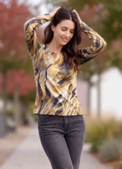 Pullover in Feinstrick