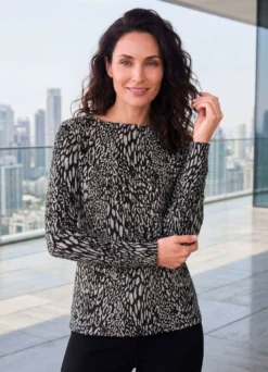 Pullover in Tierfelldessin