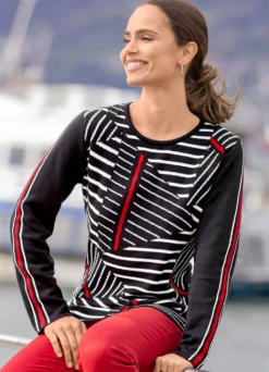 Pullover mit asymmetrischem Muster