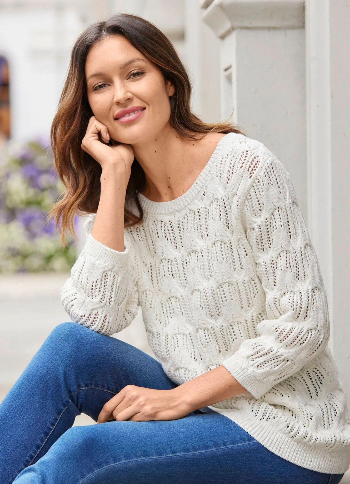 Pullover mit dezentem Paillettengarn