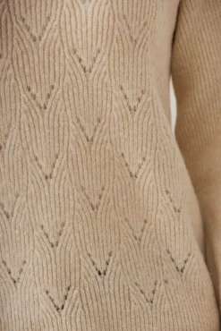 Pullover mit edlen Glitzerakzenten