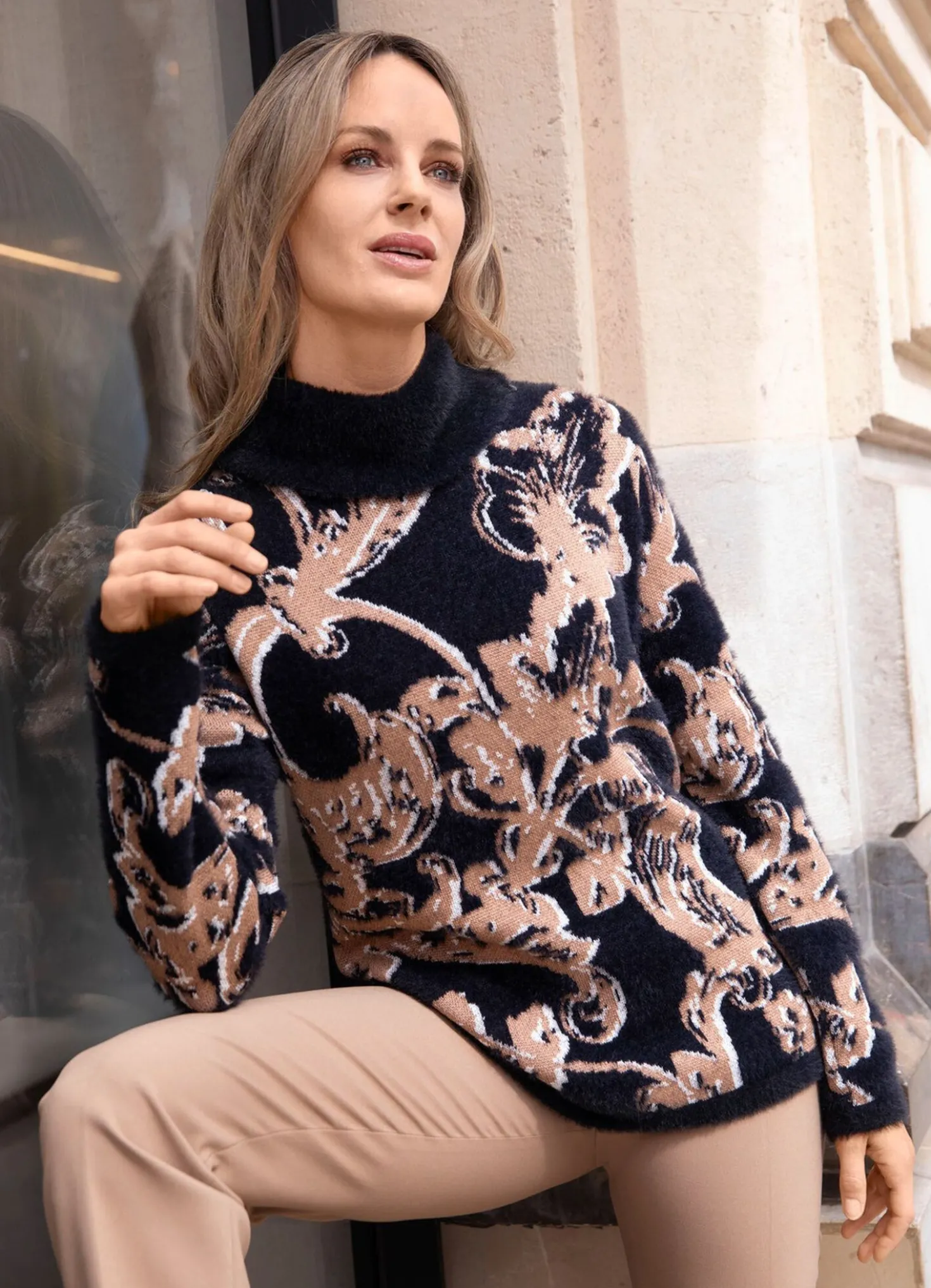 Pullover mit Effektgarn