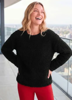 Pullover mit Effektgarn