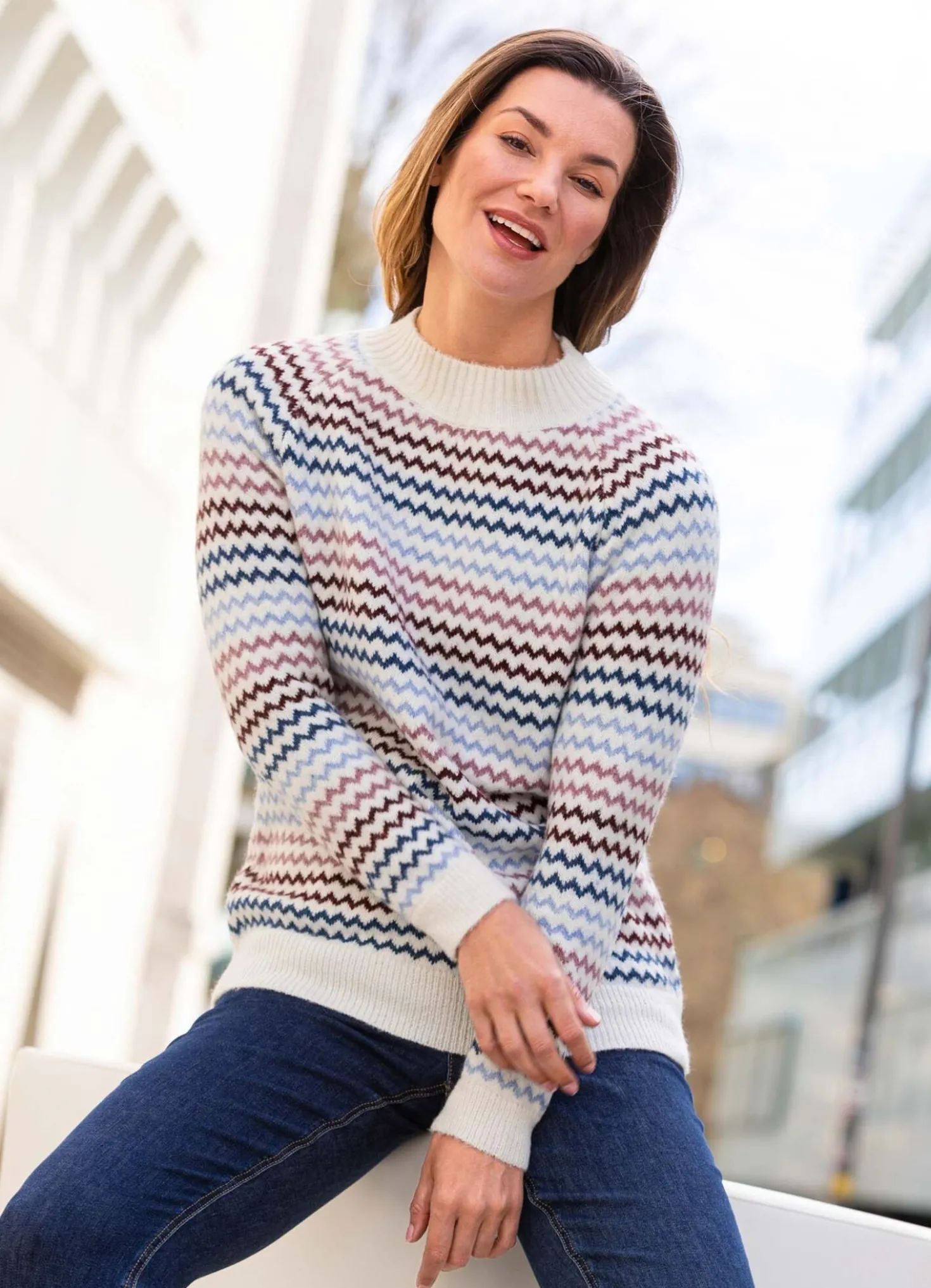 Pullover mit Farbverlauf im Zackenmuster
