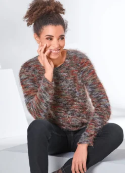 Pullover mit haarigem Effektgarn