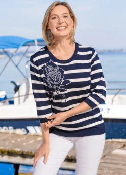 Pullover mit Rosenmotiv