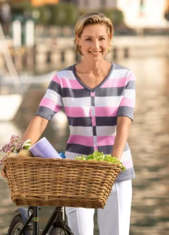 Pullover mit Streifendessin