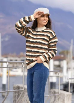 Pullover mit Wellenmuster