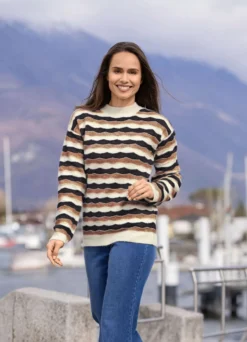 Pullover mit Wellenmuster