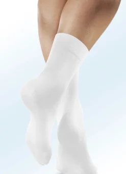 Rogo 4 Paar Socken mit extra weitem Schaft