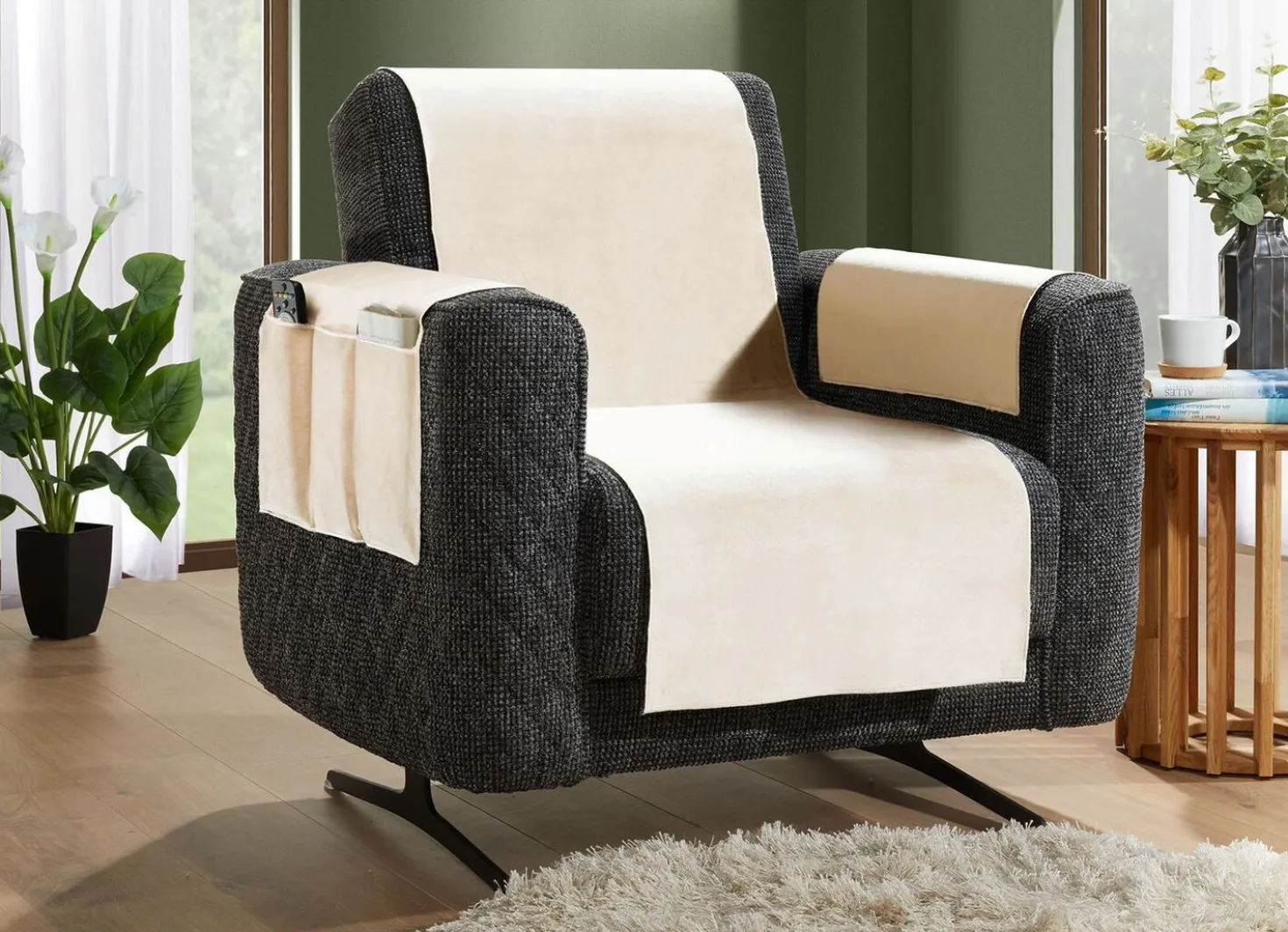 Samtweiche Sessel- und Sofaschoner mit Anti-Rutsch-Rückseite