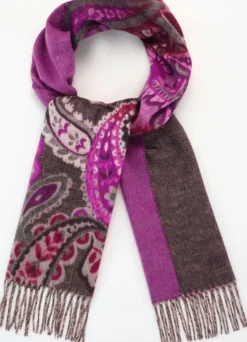 Schal mit Paisleydessin