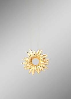 Schicker Anhänger im Blumen-Design