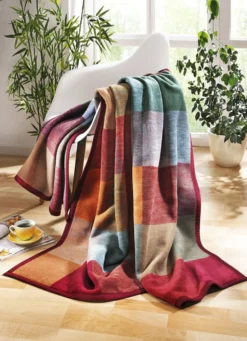 Schlafdecke von Bocasa aus Baumwolle nach Global Recycled Standard