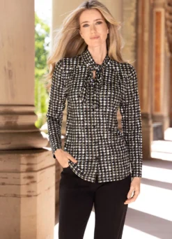Shirtbluse mit Hahnentrittmuster