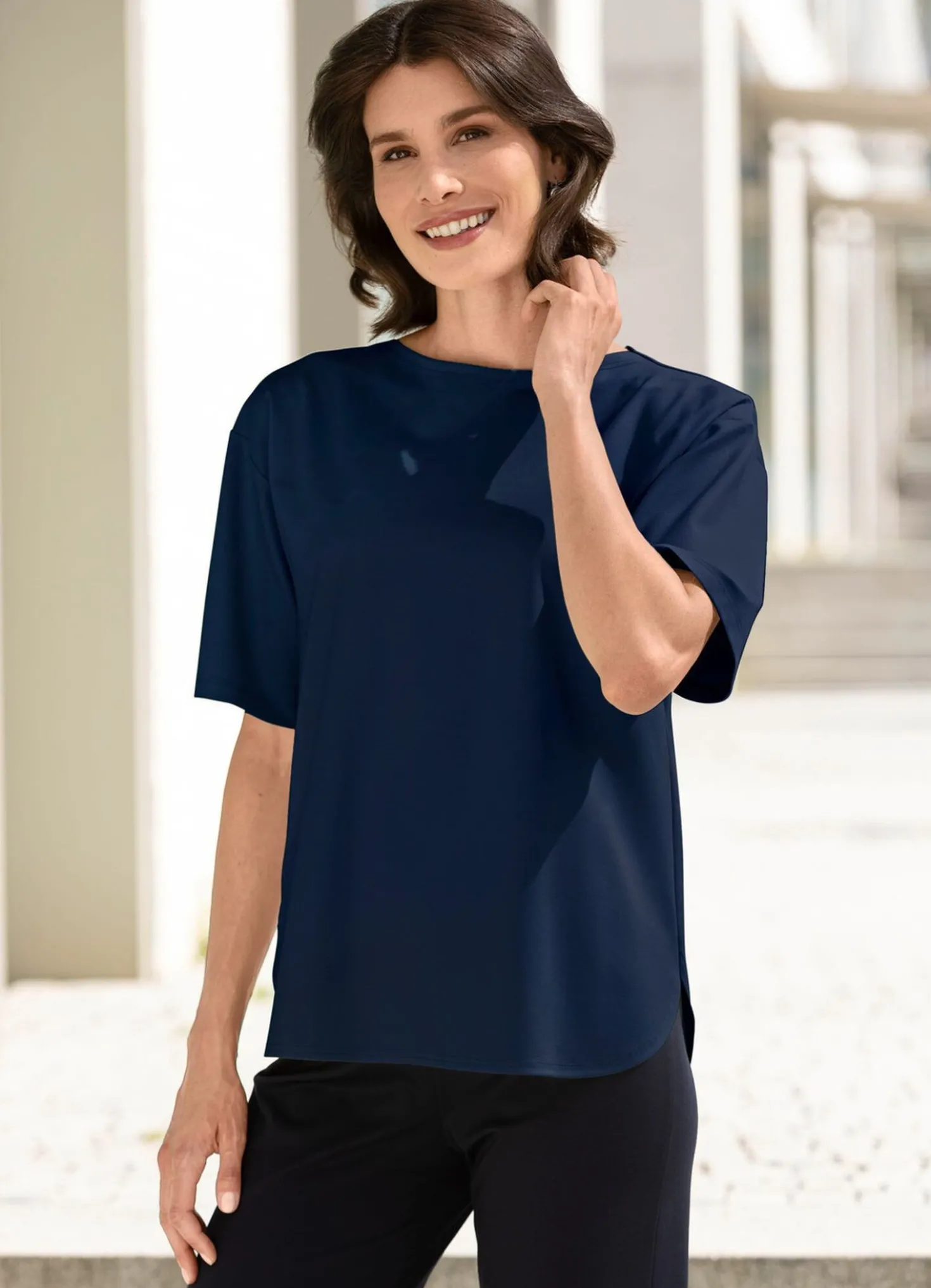 Shirt in legerer Form
