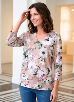 Shirt mit farbbrillantem, floralem Allover-Druck