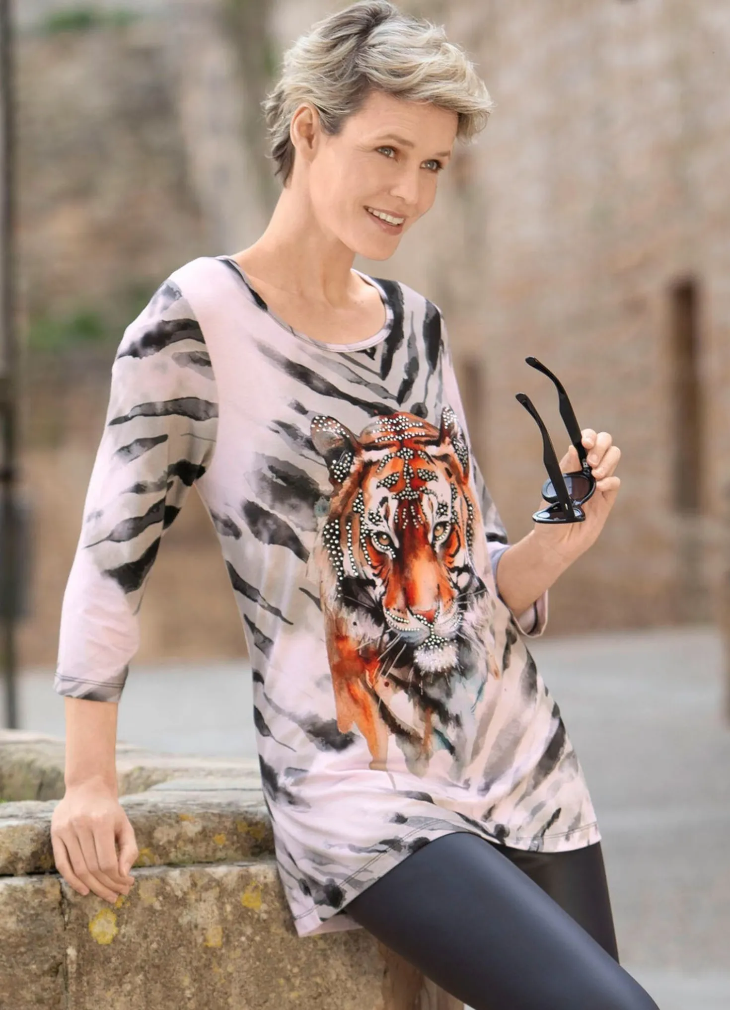 Shirt mit platziertem Tiermotiv