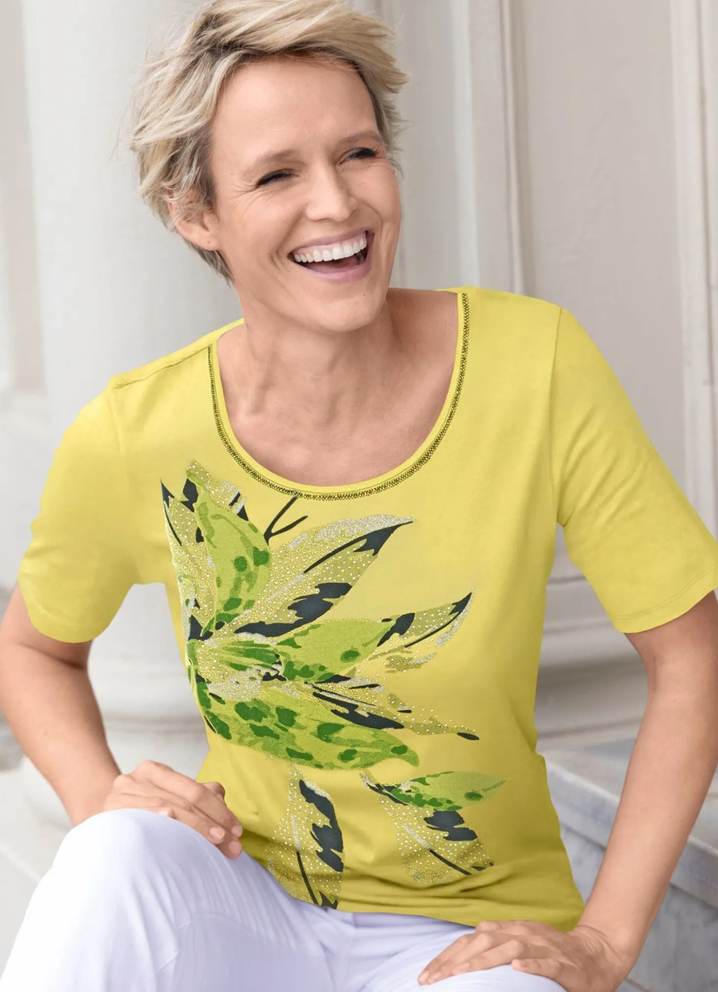 Shirt mit Plättchenzier