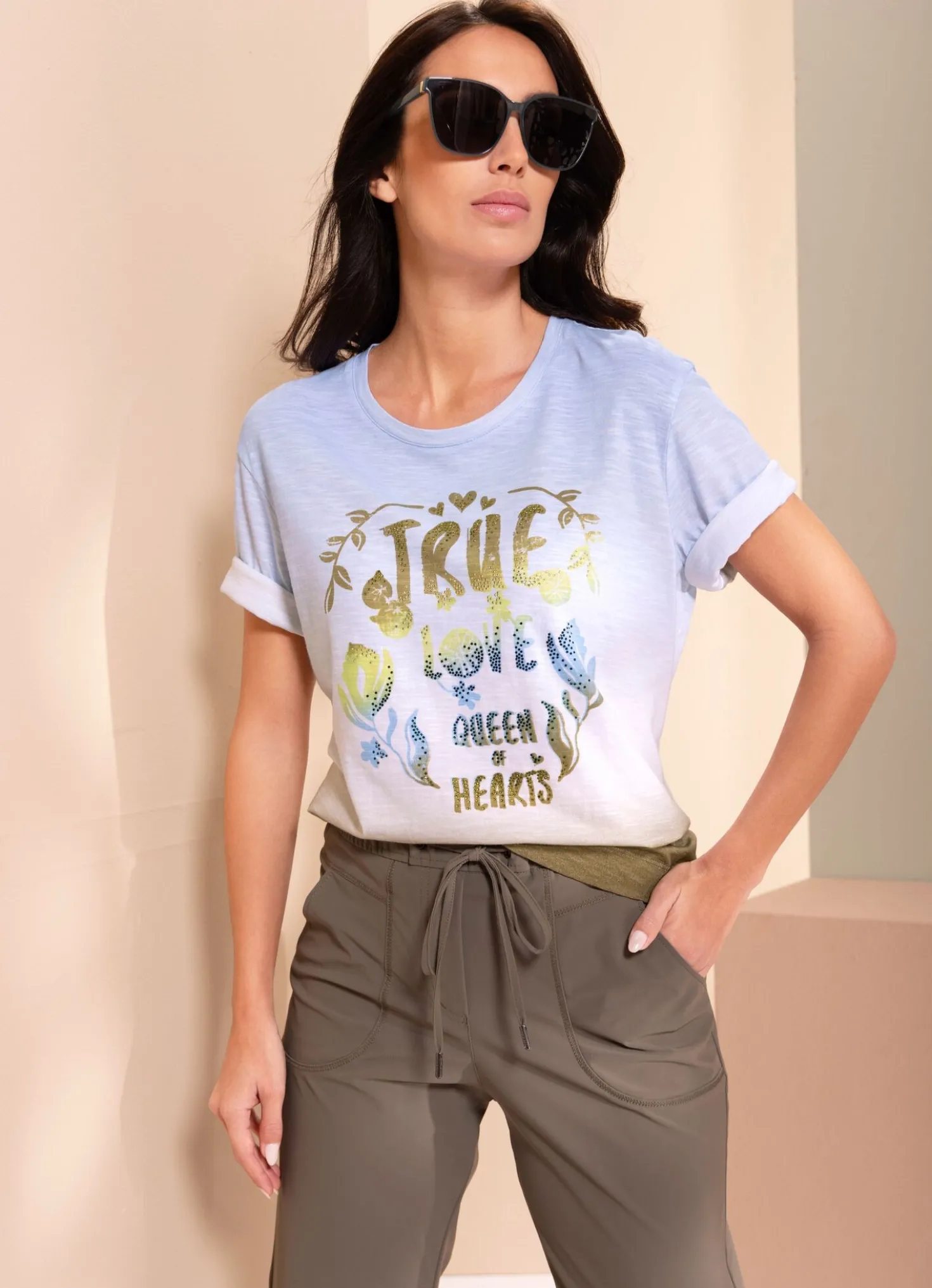 Shirt mit Schmucksteinzier