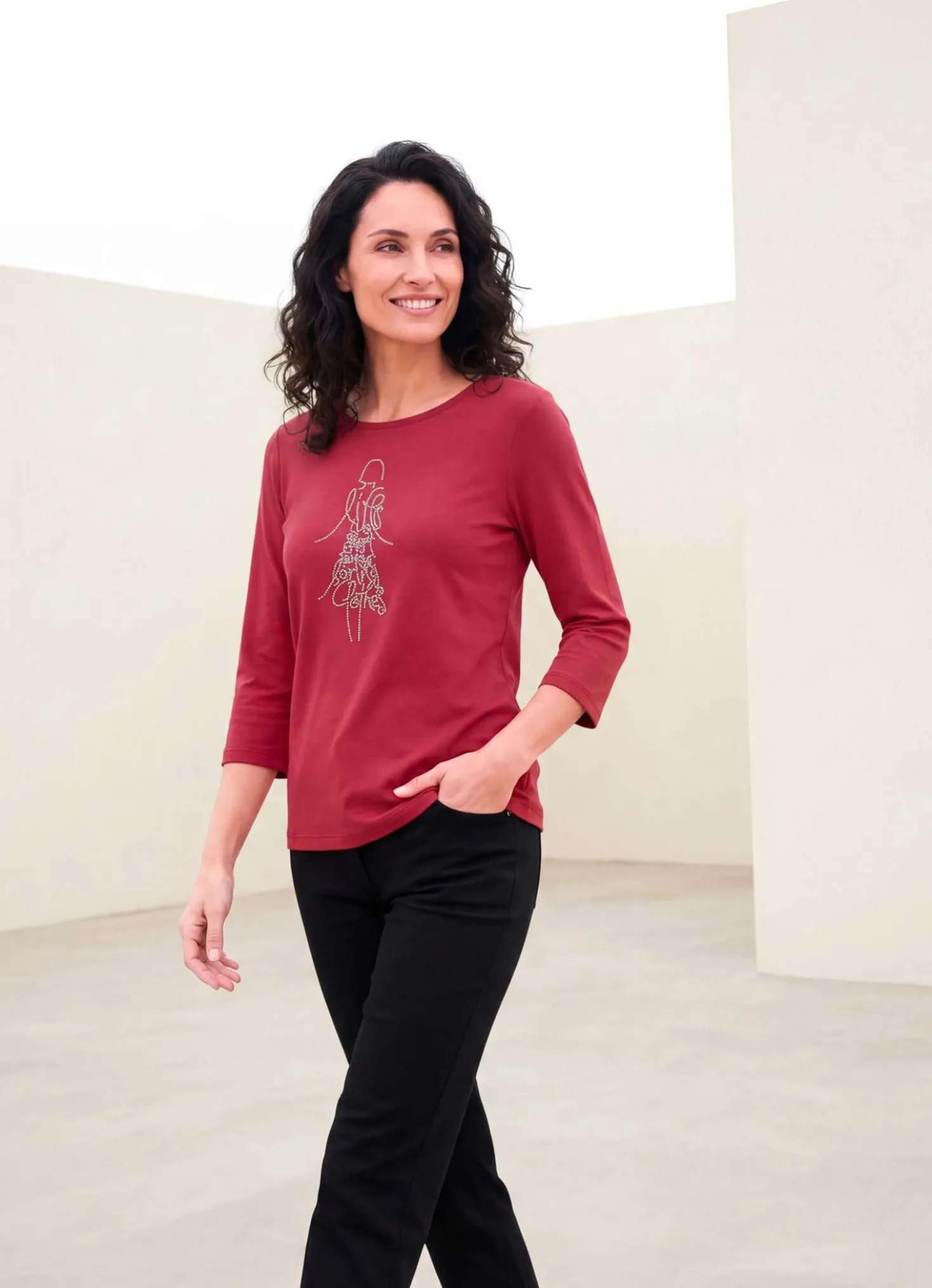 Shirt mit Strasszier im Vorderteil