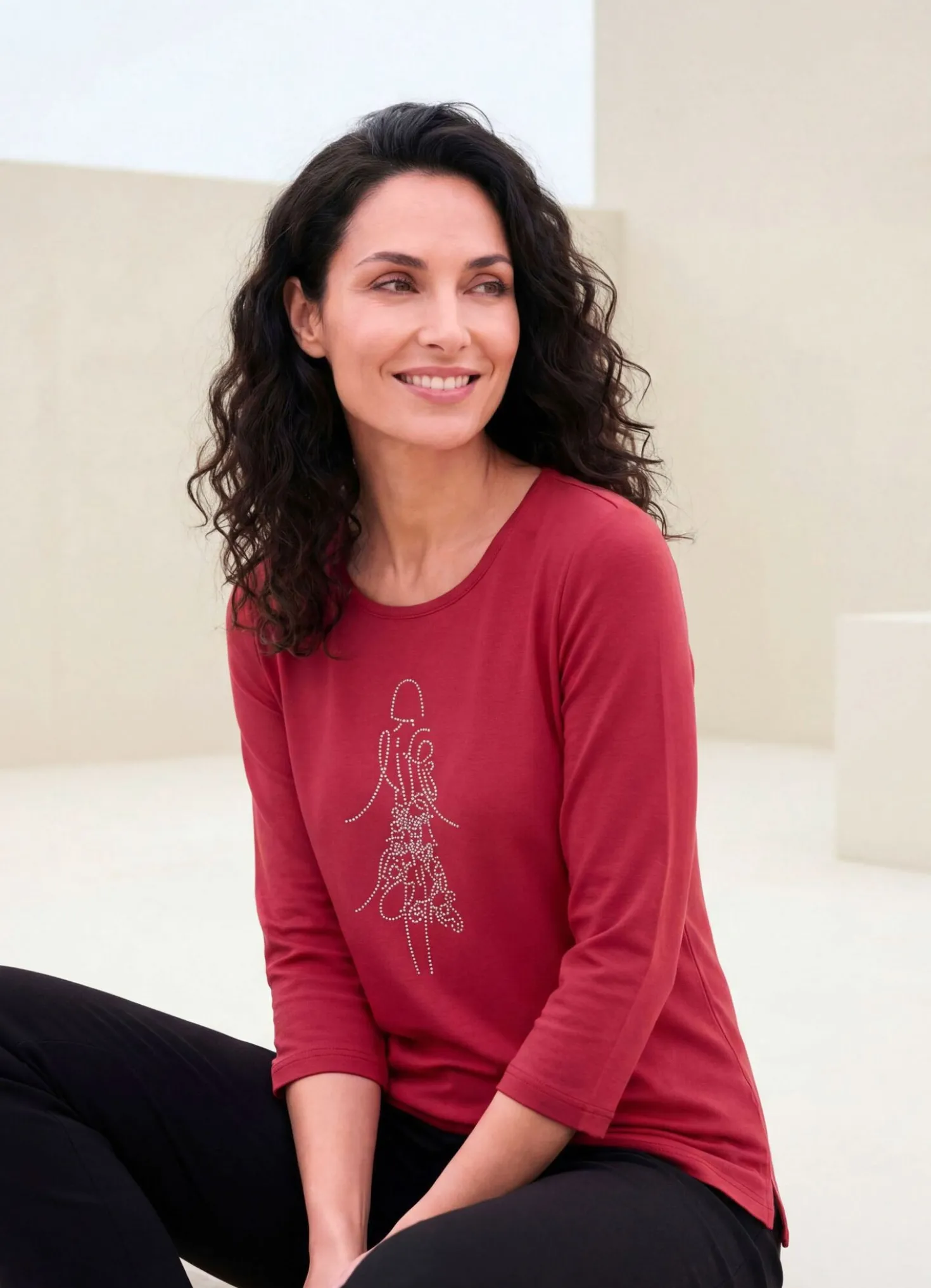 Shirt mit Strasszier im Vorderteil