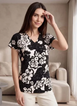 Shirt mit tollem floralem Kontrastdruck