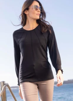 Shirt mit tollen Zierbiesen