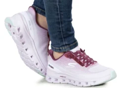 SKECHERS, trendige Damen-Sneaker, mit geformter Slip-Ins Fersenplatte