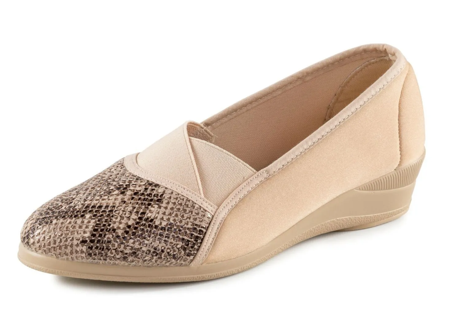 Slipper aus elastischem Textilmaterial