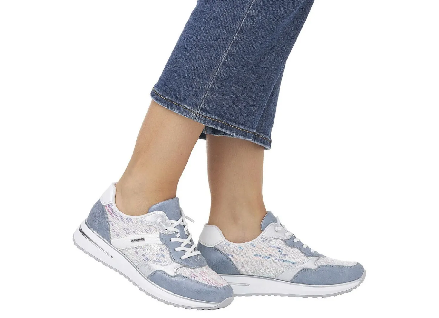 Sneaker mit schimmernden Pailletten