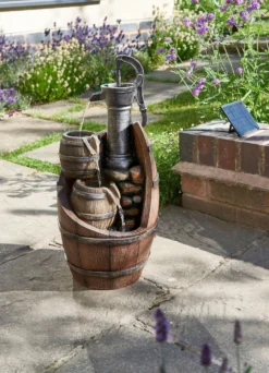 Solarbrunnen "Faß mit Pumpe"